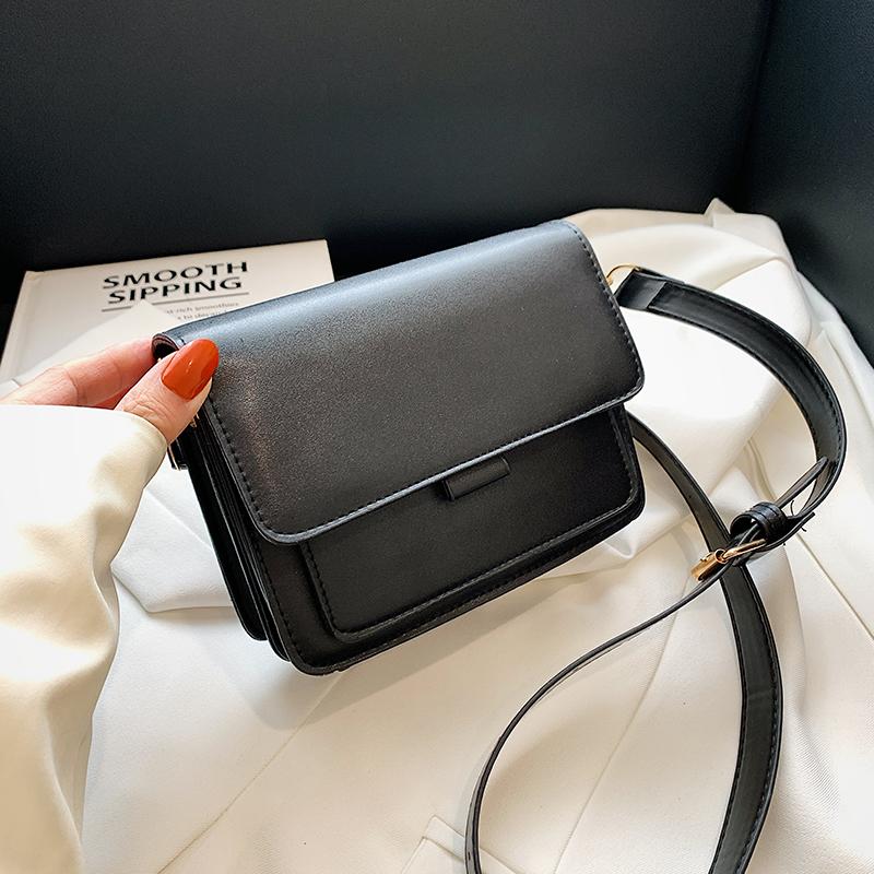 Модная брендовая женская маленькая сумка через плечо, легкая сумка-мессенджер из искусственной кожи, летняя дорожная сумка для женщин
Модная брендовая женская маленькая сумка через плечо, легкая сумка-мессенджер из искусственной кожи, летняя дорожная сумка для женщин