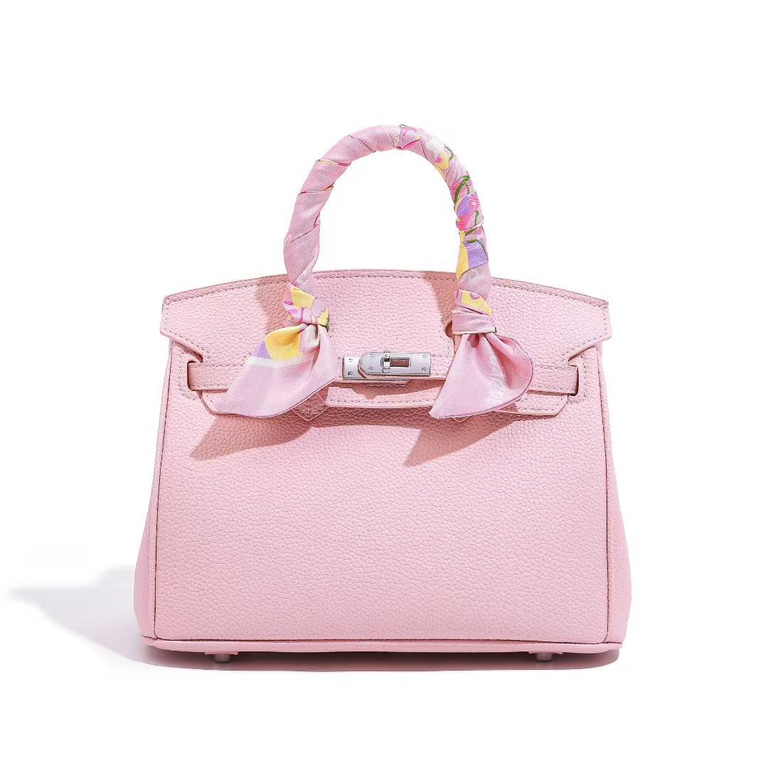 2026 Нова Класична Платинова Сумка Сумка для руки з характером Жіноча Сумка через плече Сумка для жінок Повсякденна Портативна Універсальна 20CM
2026 Нова Класична Платинова Сумка Сумка для руки з характером Жіноча Сумка через плече Сумка для жінок Повсякденна Портативна Універсальна 20CM