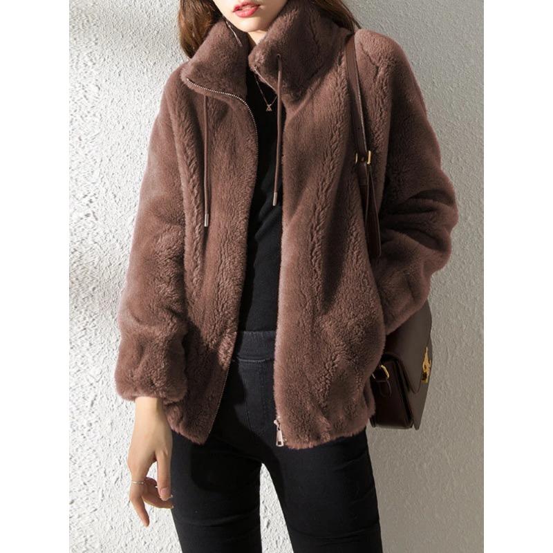 Новые осенне-зимние куртки для женщин, плюшевое утолщенное двухстороннее кашемировое теплое пальто с лацканами, корейская женская одежда из искусственного меха XXXL коричневый
Новые осенне-зимние куртки для женщин, плюшевое утолщенное двухстороннее кашемировое теплое пальто с лацканами, корейская женская одежда из искусственного меха XXXL коричневый