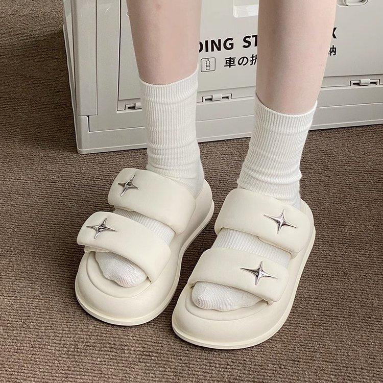 Super soft platform home one-word slippers women s 2025 summer new outer wear fashion summer beach Velcro sandals 35
Super soft platform home one-word slippers women s 2025 summer new outer wear fashion summer beach Velcro sandals 35