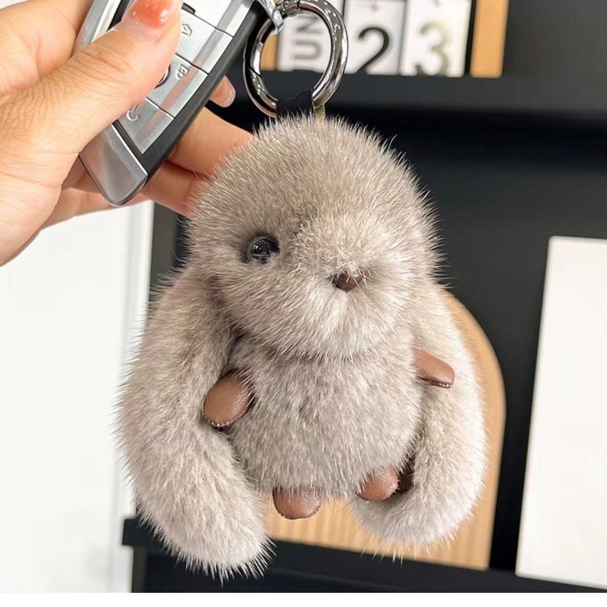 Cute Rabbit Faux Mink Fur Keychain, Plush Doll Car Key Pendant, Bag Charm Ornament, Ideal Birthday & Backpack Decor Gift
Cute Rabbit Faux Mink Fur Keychain, Plush Doll Car Key Pendant, Bag Charm Ornament, Ideal Birthday & Backpack Decor Gift