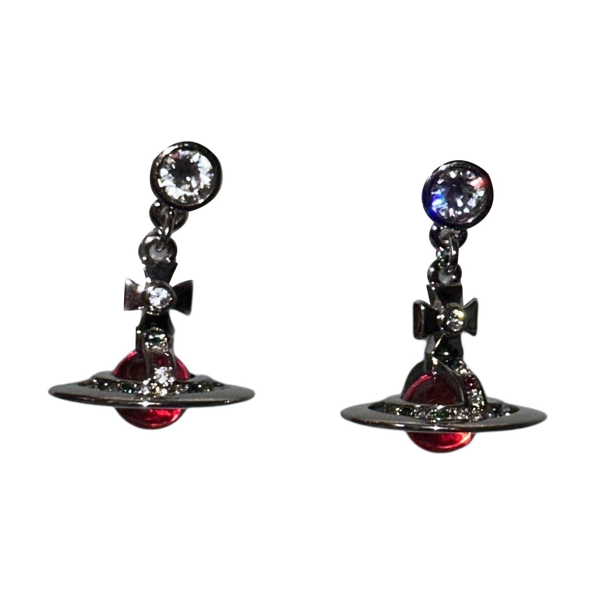 Сережки-підвіски Vivienne Westwood New Petite Orb Унісекс Сережки Латунь Срібло S2020086-02P533 Box+Shopping Bag
Сережки-підвіски Vivienne Westwood New Petite Orb Унісекс Сережки Латунь Срібло S2020086-02P533 Box+Shopping Bag