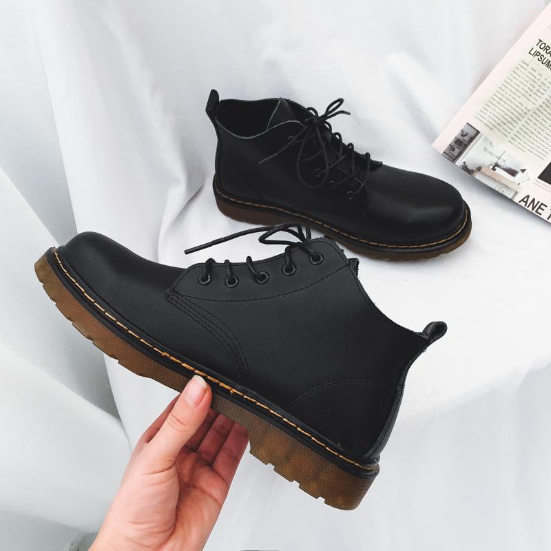 Autumn and winter leather large size new mid-top short boots couple Martin boots trendy shoes platform tooling shoes men s and women s leather boots 48
Autumn and winter leather large size new mid-top short boots couple Martin boots trendy shoes platform tooling shoes men s and women s leather boots 48