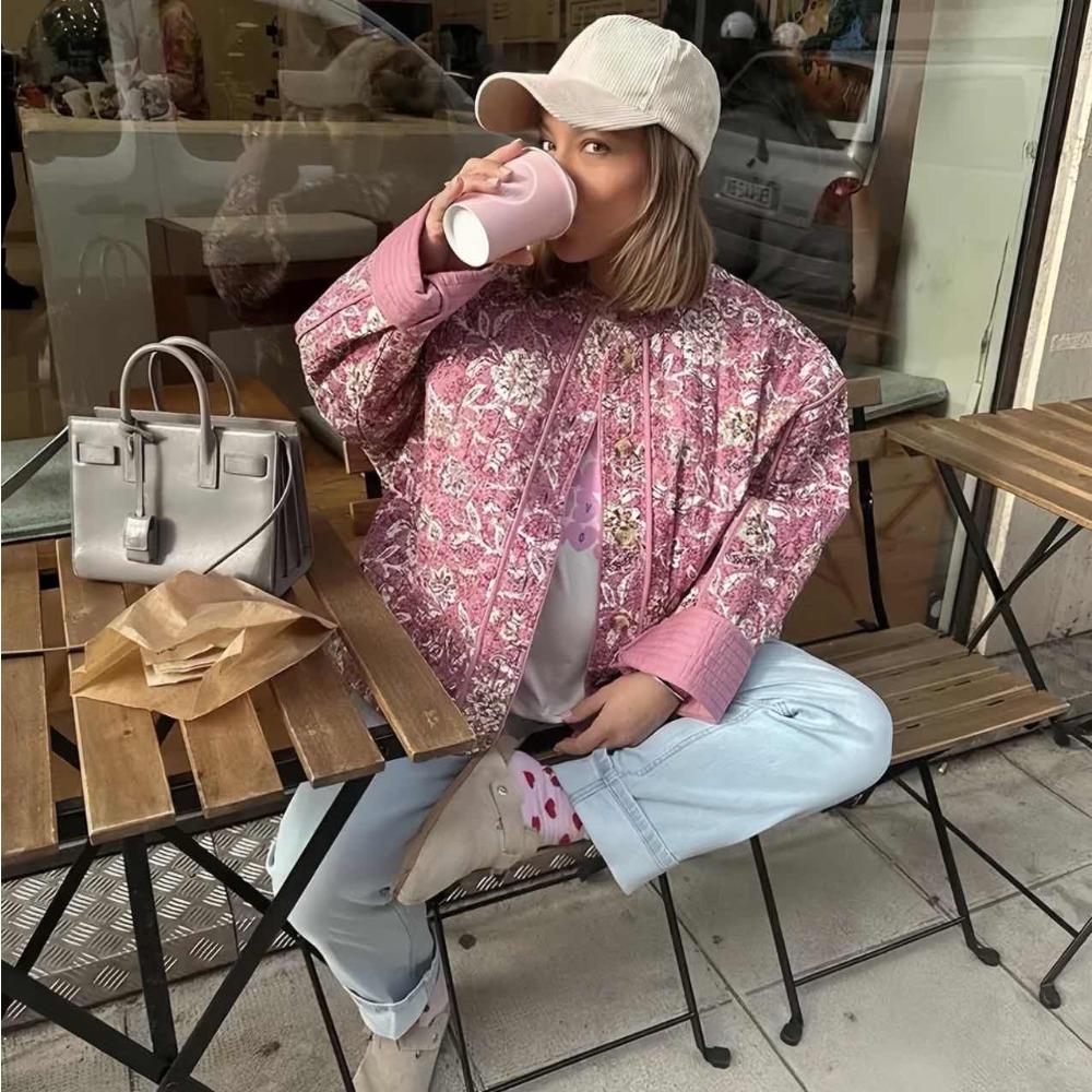 VAYLA Chic Floral Printed Women s Cotton Jackets Elegant Single Breasted Stand Collar Casual Coats Fall Winter Female Quilting Outwear S рожевий
VAYLA Chic Floral Printed Women s Cotton Jackets Elegant Single Breasted Stand Collar Casual Coats Fall Winter Female Quilting Outwear S рожевий