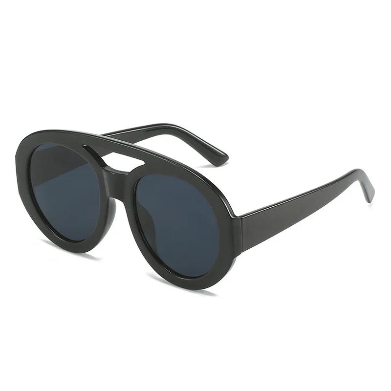 Vintage Double Bridges Round Sunglasses Women Men Fashion Gradient UV400 Punk Sun Glasses Trendy Gafas De Sol As the picture
Vintage Double Bridges Round Sunglasses Women Men Fashion Gradient UV400 Punk Sun Glasses Trendy Gafas De Sol As the picture
