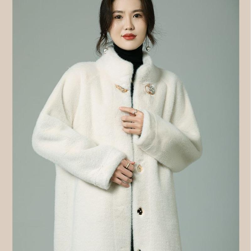 New Imitation Mink Velvet Women s Coat Fur Coat Long Fur Integrated Coat Autumn and Winter Thick XL 115-62.5 kg
New Imitation Mink Velvet Women s Coat Fur Coat Long Fur Integrated Coat Autumn and Winter Thick XL 115-62.5 kg