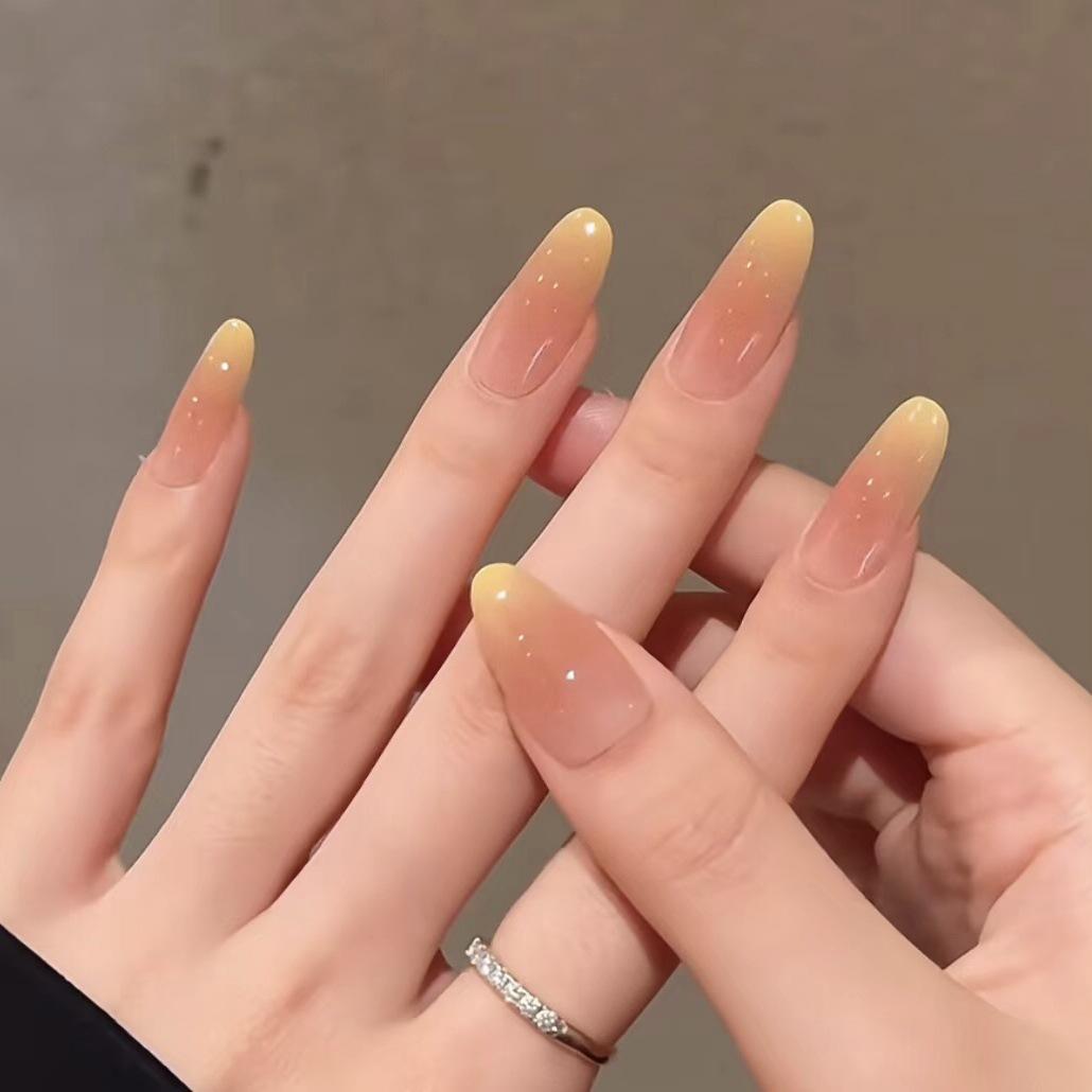 Gradient Yangzhi Ganlu Blush Nail Art Patches: Yellow Edge French Cat-Eye Design, Sweet and Pure Desire
Gradient Yangzhi Ganlu Blush Nail Art Patches: Yellow Edge French Cat-Eye Design, Sweet and Pure Desire