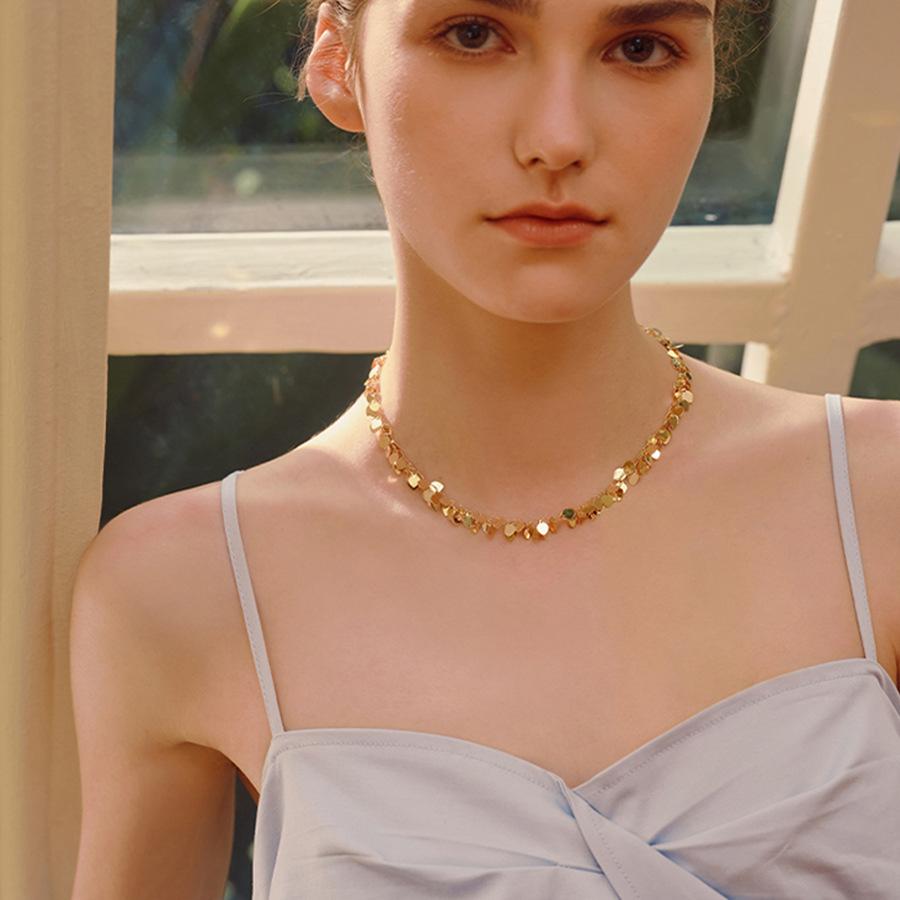 Love sequined fringed necklace, fashionable and simple collarbone chain, versatile temperament, niche jewelry
Love sequined fringed necklace, fashionable and simple collarbone chain, versatile temperament, niche jewelry