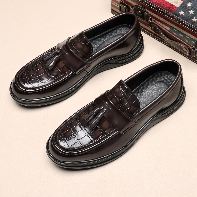 5881 Loafers Men s Summer New Crocodile Pattern Trend Men s Young Men s Shoes with One Pedal 38 чёрный
5881 Loafers Men s Summer New Crocodile Pattern Trend Men s Young Men s Shoes with One Pedal 38 чёрный