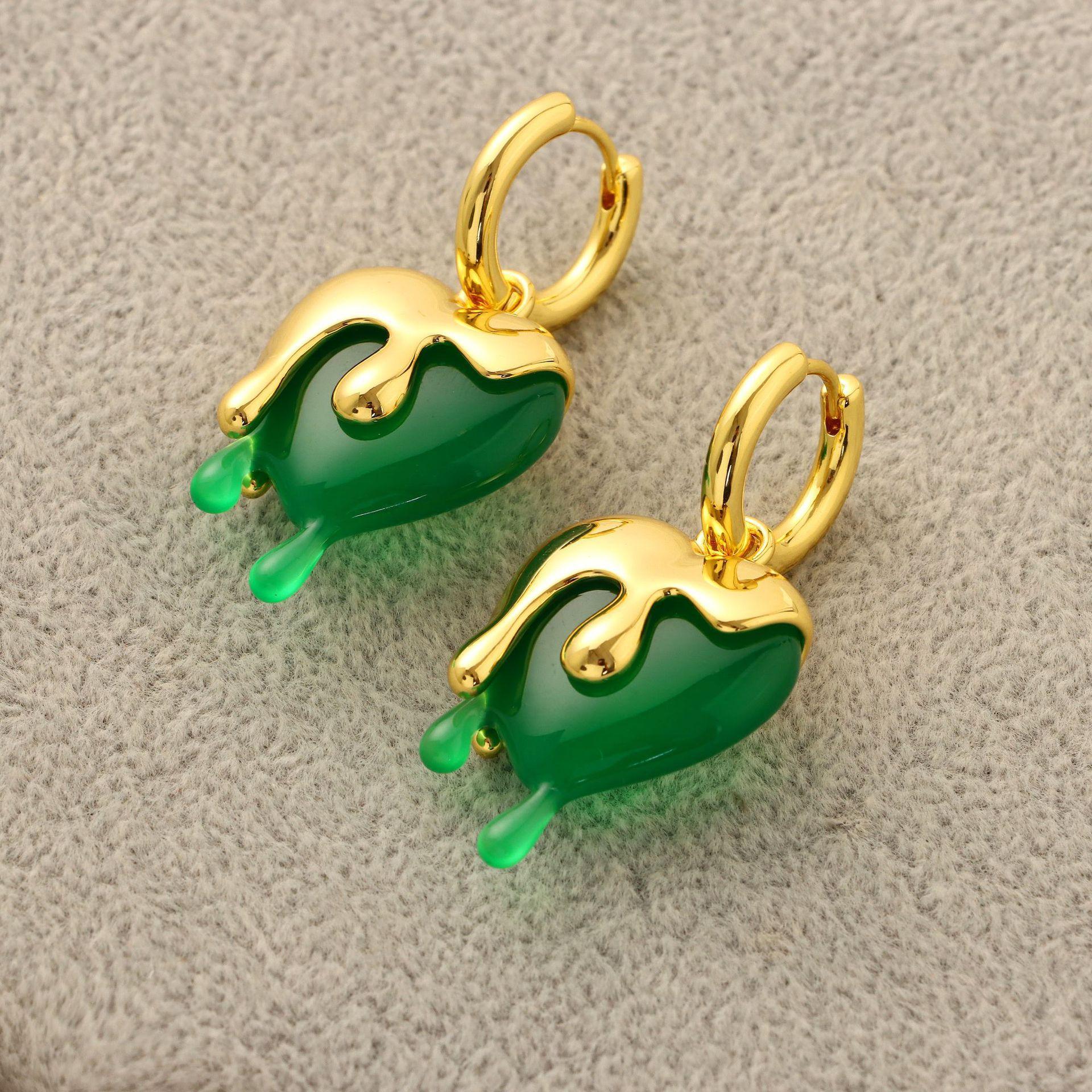 Metal Heart Shaped Drop Earrings with Smooth Polished Finish and Unique Dripping Design Suitable for Everyday Wear and Special Occasions One Size зелёный
Metal Heart Shaped Drop Earrings with Smooth Polished Finish and Unique Dripping Design Suitable for Everyday Wear and Special Occasions One Size зелёный