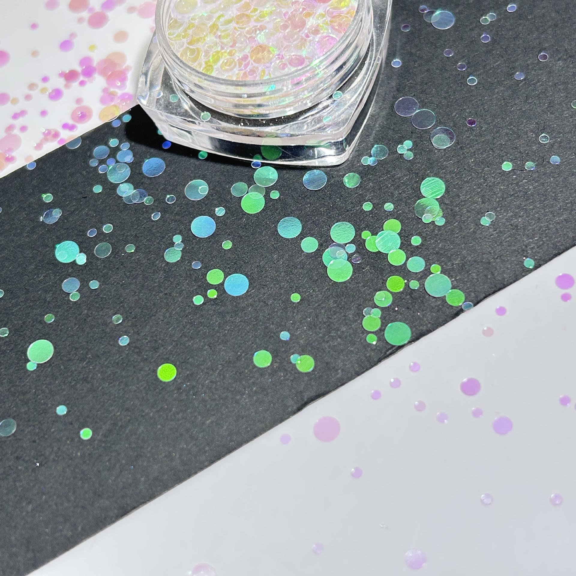 Iridescent Polarized Nail Art Glitter: Mixed Sizes Golden Sequins 30 ml
Iridescent Polarized Nail Art Glitter: Mixed Sizes Golden Sequins 30 ml