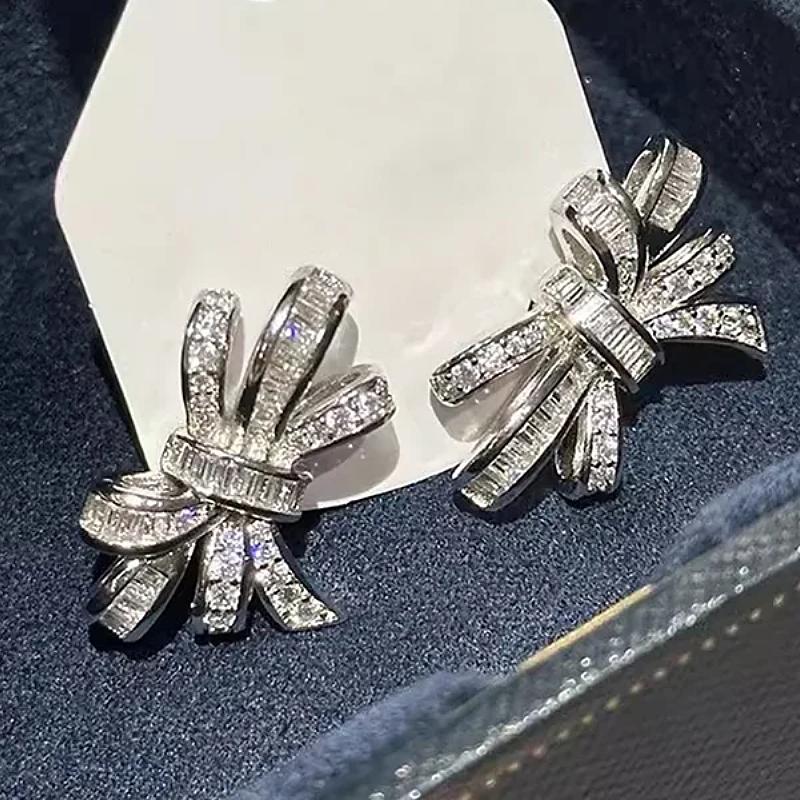 CAOSHI Delicate Bowknot Stud Earrings Female Graceful Accessories Luxury Copper Color Zircon for Engagement Ceremony Party
CAOSHI Delicate Bowknot Stud Earrings Female Graceful Accessories Luxury Copper Color Zircon for Engagement Ceremony Party