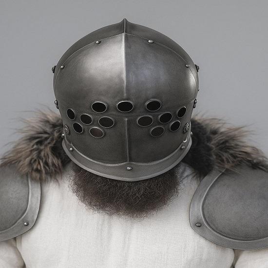 Marauder Helmet Medieval Full Face Armor 18 Gauge Steel Knight Helmet LARP Cosplay Ready Halloween Gift
Marauder Helmet Medieval Full Face Armor 18 Gauge Steel Knight Helmet LARP Cosplay Ready Halloween Gift
