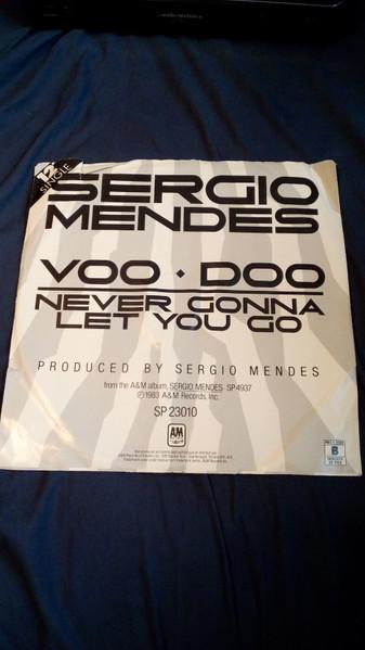 12-дюймовая пластинка SRGIO MENDES Voo Doo Never Gonna Let You Go SP23010 AM Records 1983 Канада Джаз Б/у
12-дюймовая пластинка SRGIO MENDES Voo Doo Never Gonna Let You Go SP23010 AM Records 1983 Канада Джаз Б/у