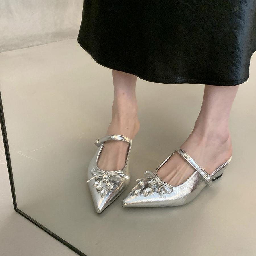 thick-soled silver temperament bag head half slippers women s shoes wear rhinestones Mary Jane sandals 35 срібний
thick-soled silver temperament bag head half slippers women s shoes wear rhinestones Mary Jane sandals 35 срібний