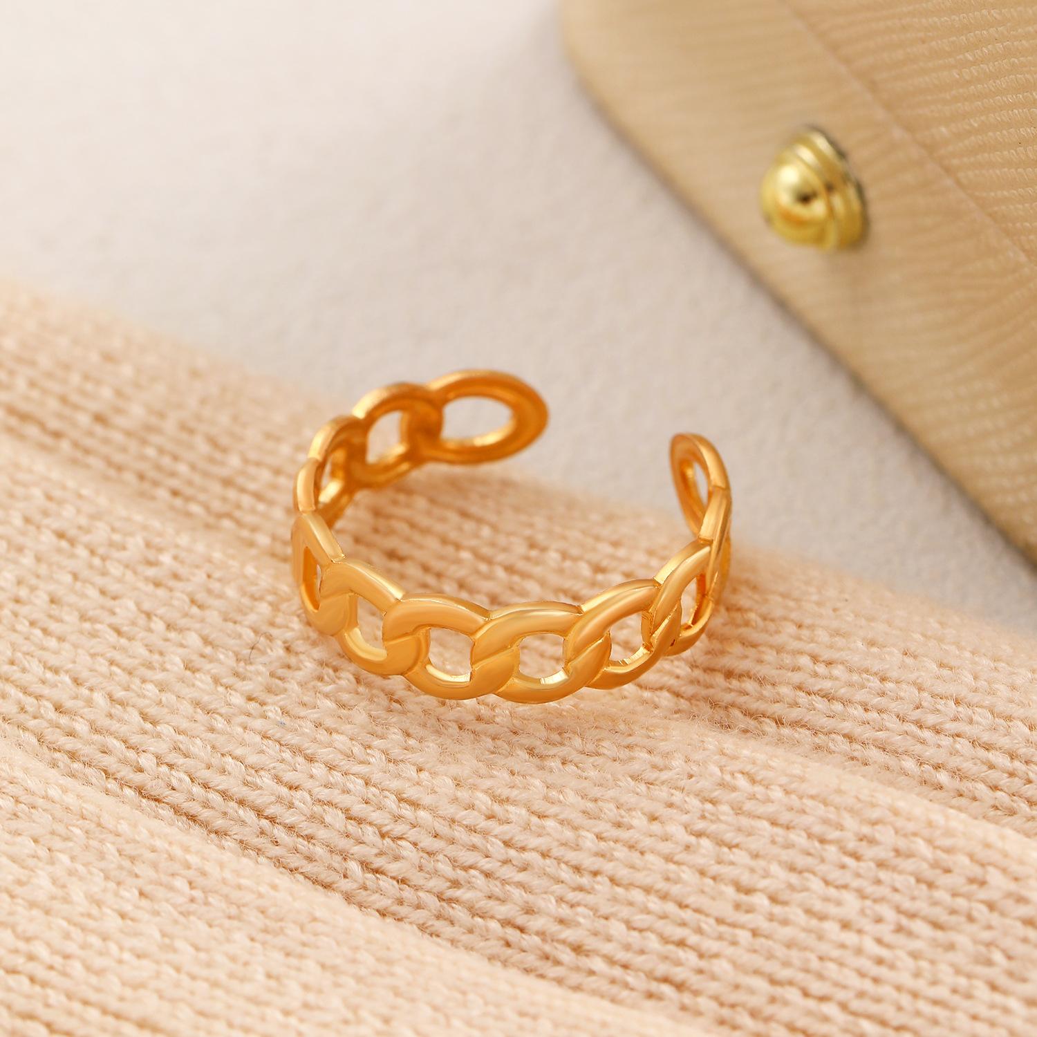 2025 three-piece ring female ring niche high-end design index finger Xiaohongshu wholesale of the same versatile jewelry
2025 three-piece ring female ring niche high-end design index finger Xiaohongshu wholesale of the same versatile jewelry