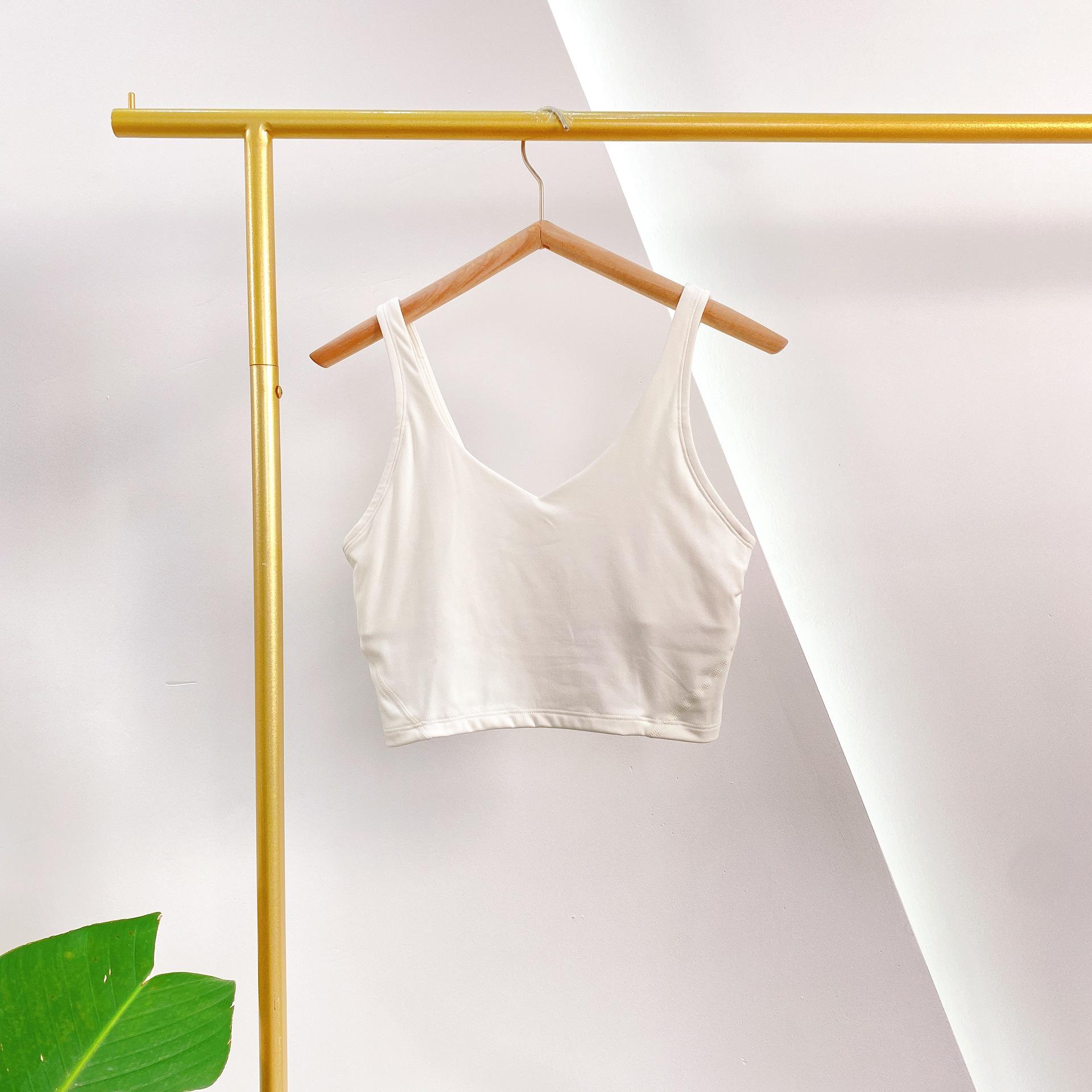 Женский ударопрочный спортивный бюстгальтер для йоги Xi Yang Mu Xue - Стильный поддерживающий топ для бега и фитнеса M
Женский ударопрочный спортивный бюстгальтер для йоги Xi Yang Mu Xue - Стильный поддерживающий топ для бега и фитнеса M