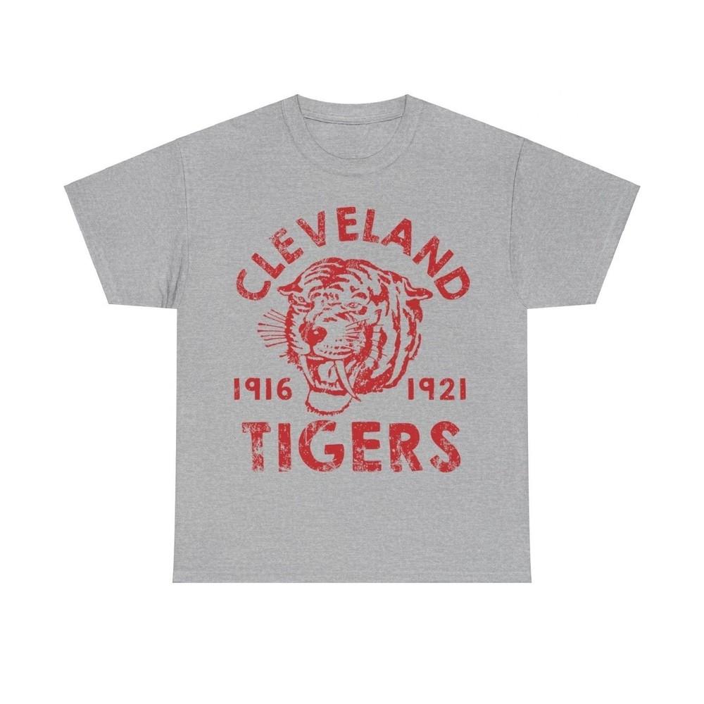 Cleveland Tigers 1916-1921 Ohio Football Team T-shirt XL
Cleveland Tigers 1916-1921 Ohio Football Team T-shirt XL