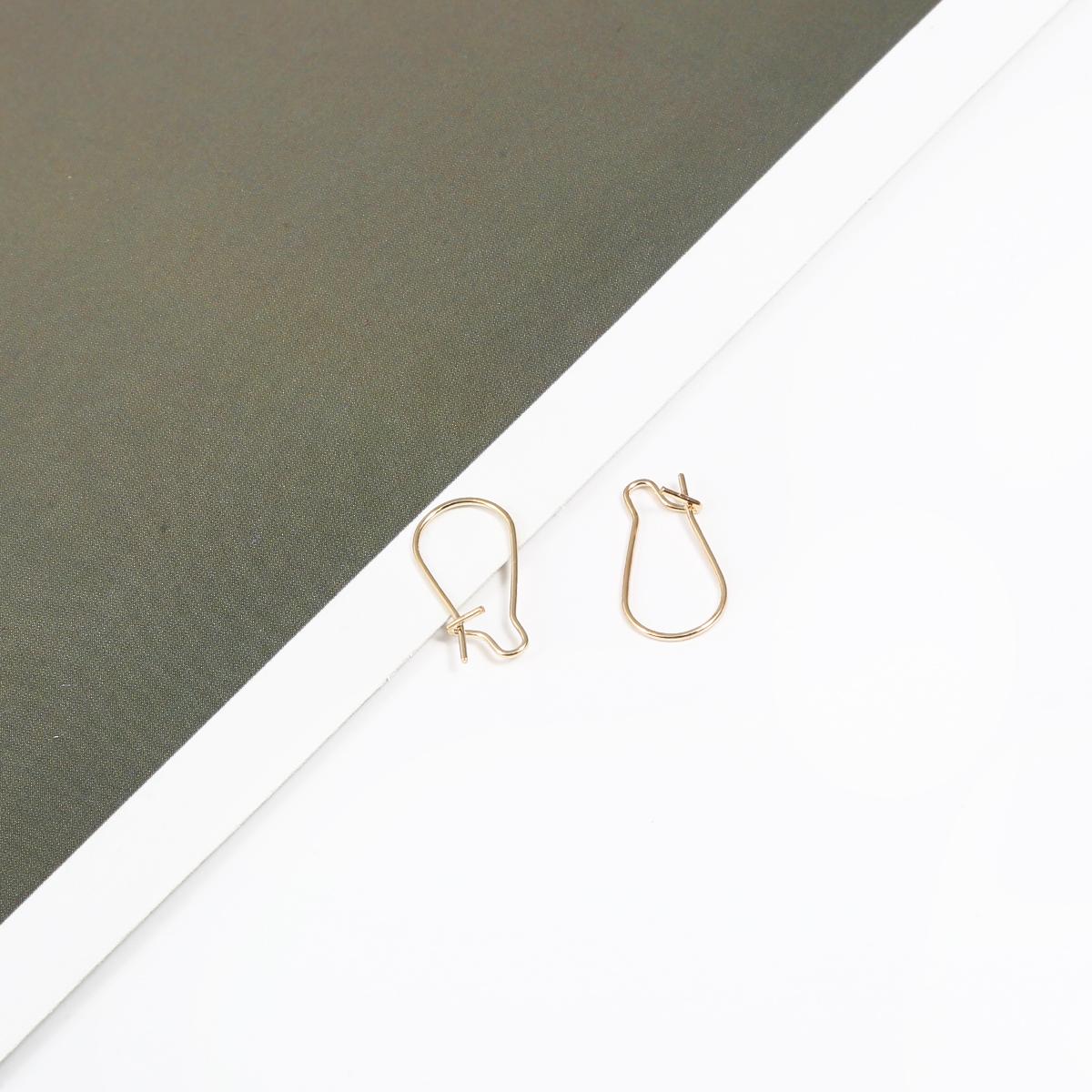 100 шт. Великих гачків для сережок із покриттям для вушних дротів Фурнітура для аксесуарів DIY 9x18mm
100 шт. Великих гачків для сережок із покриттям для вушних дротів Фурнітура для аксесуарів DIY 9x18mm