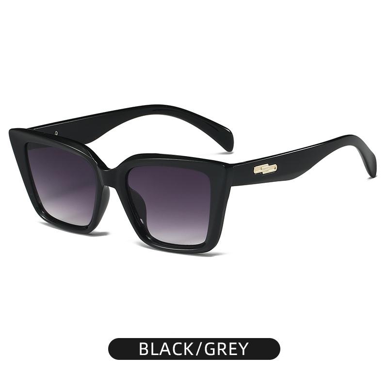 Retro Large Frame Cat Eye Round Face Rice Nail Sunglasses New Women s Street Photography Ultraviolet Sunglasses 3196
Retro Large Frame Cat Eye Round Face Rice Nail Sunglasses New Women s Street Photography Ultraviolet Sunglasses 3196