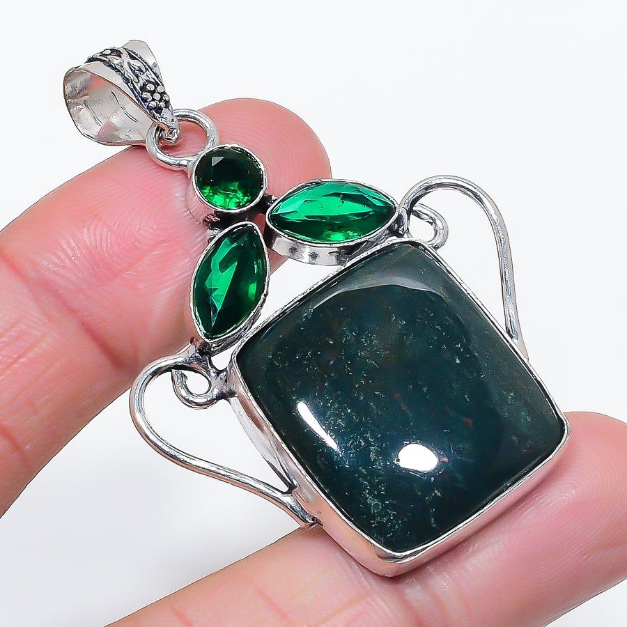 Natural Bloodstone, Diopside 925 Sterling Silver Jewelry Pendant 2.21 l7O36
Natural Bloodstone, Diopside 925 Sterling Silver Jewelry Pendant 2.21 l7O36