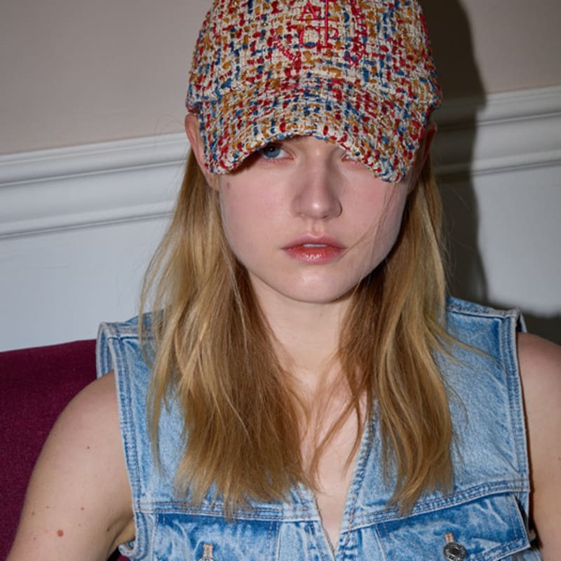 ALLINCOMPLETE Round Logo Tweed Ball Cap (3 Colors) red&Blue&Orange
ALLINCOMPLETE Round Logo Tweed Ball Cap (3 Colors) red&Blue&Orange