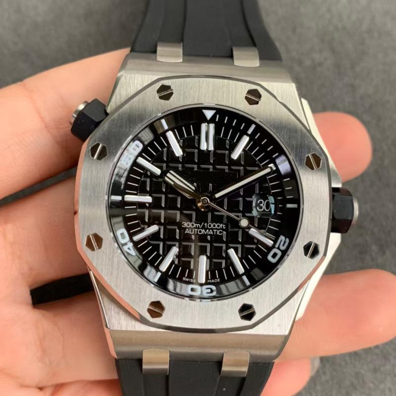 Чоловічий годинник Royal Oak Offshore Automatic 15400AP з гумовим та сталевим ремінцем
Чоловічий годинник Royal Oak Offshore Automatic 15400AP з гумовим та сталевим ремінцем