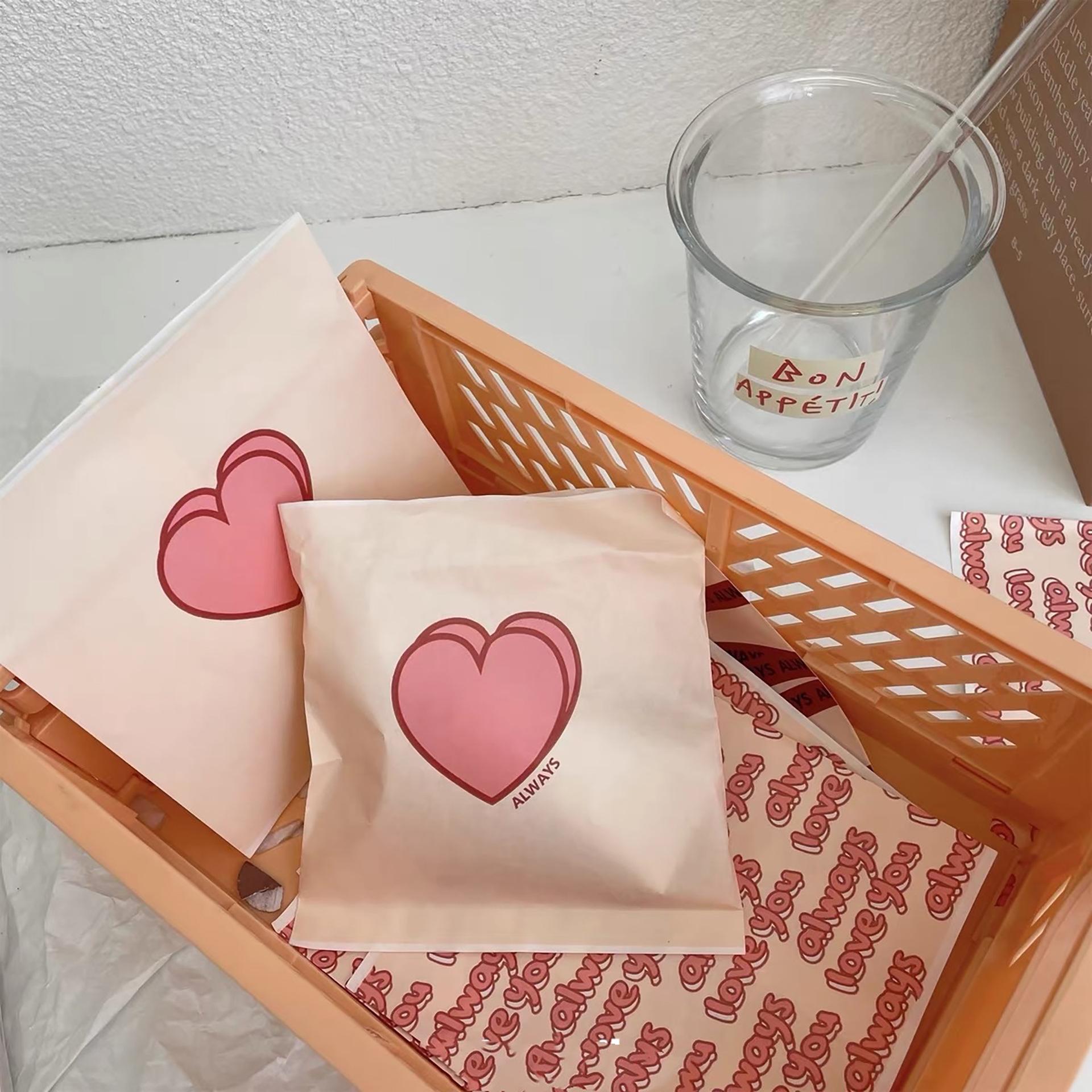 50pcs Heart Paper Gift Bags INS Style Birthday Party Favor Bags for Kids Preschool Candy Snack Packaging 50pcs&13.8x13cm
50pcs Heart Paper Gift Bags INS Style Birthday Party Favor Bags for Kids Preschool Candy Snack Packaging 50pcs&13.8x13cm