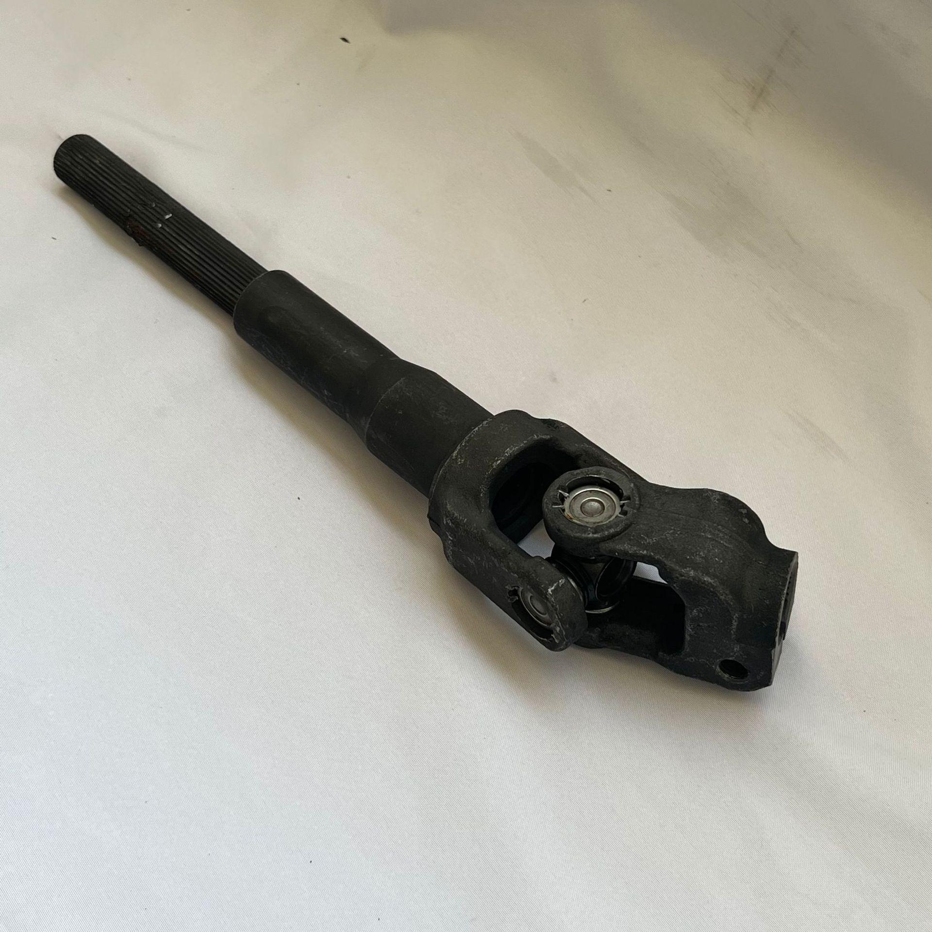 45260-0D190 Universal Joint Cross Shaft for Toyota Vios Engine Elephant
45260-0D190 Universal Joint Cross Shaft for Toyota Vios Engine Elephant