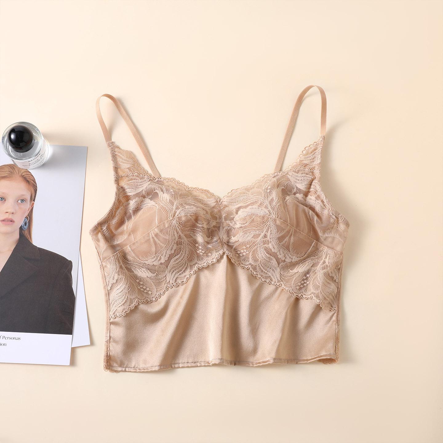 Sexy French Lace Silk Satin Camisole Bra with Chest Pads and One-Shoulder Design for Women Extra Large золотий/шампанського
Sexy French Lace Silk Satin Camisole Bra with Chest Pads and One-Shoulder Design for Women Extra Large золотий/шампанського