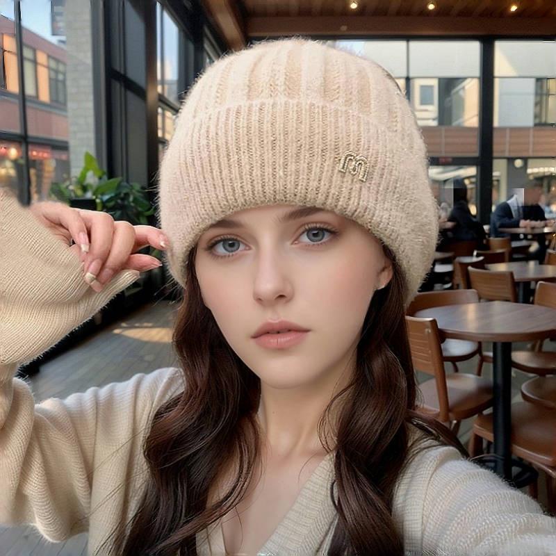 Женская вязаная шапка бини в корейском стиле: Теплая, Толстая и Универсальная Шапка с Защитой Ушей для Осени/Зимы. бежевый
Женская вязаная шапка бини в корейском стиле: Теплая, Толстая и Универсальная Шапка с Защитой Ушей для Осени/Зимы. бежевый