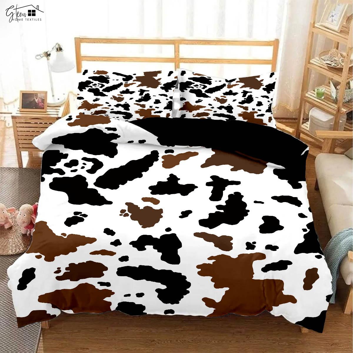 Black And White Milk Patern Beding Set Simple Style Soft And Comfortable Soft Duvet Cover Set 3-Piece Children s Soft Duvet Cover Set 100*200cm Single
Black And White Milk Patern Beding Set Simple Style Soft And Comfortable Soft Duvet Cover Set 3-Piece Children s Soft Duvet Cover Set 100*200cm Single