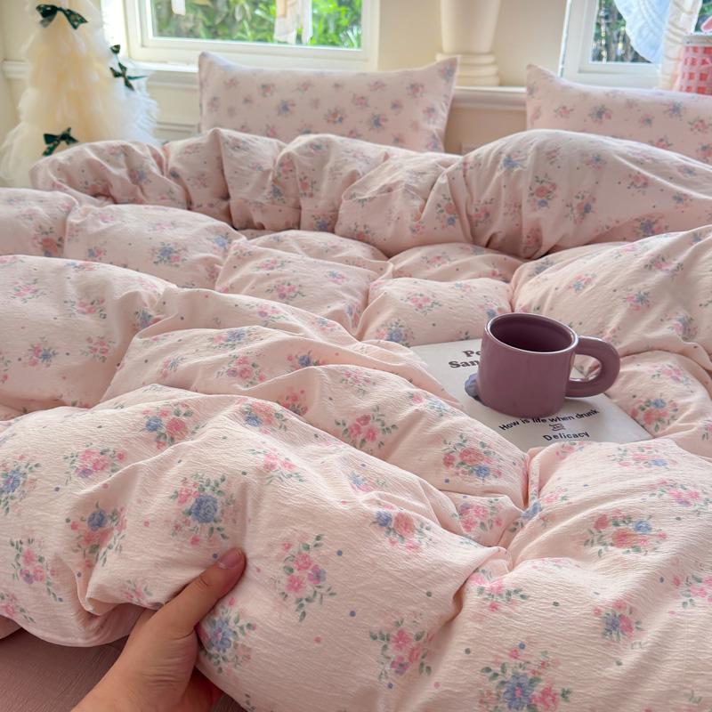 2025 New Ultra-soft Cloud-like Cotton Double-layer Yarn Single Quilt Cover Printed Skin-friendly, Breathable Fresh Duvet Cover 150x200cm 1pcs
2025 New Ultra-soft Cloud-like Cotton Double-layer Yarn Single Quilt Cover Printed Skin-friendly, Breathable Fresh Duvet Cover 150x200cm 1pcs