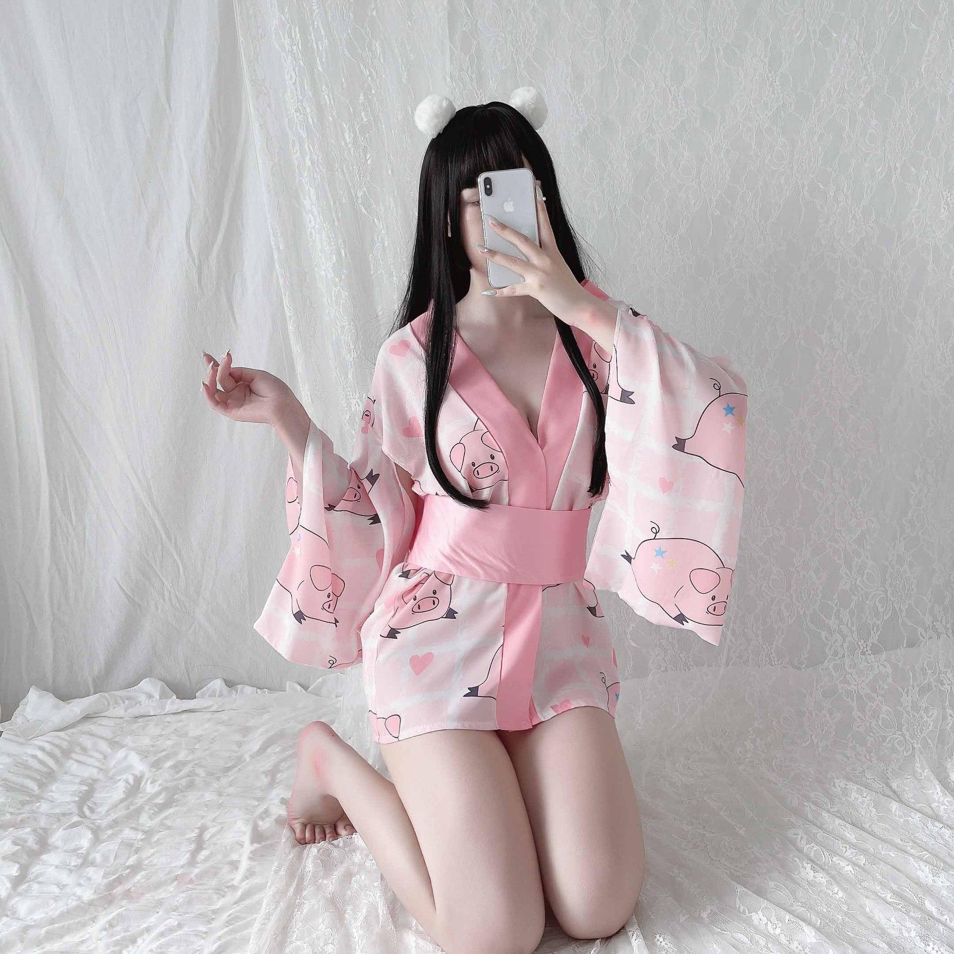 Kimono sexy lingerie piggy pig kimono popular Japanese T-pants cute print set One size fits all
Kimono sexy lingerie piggy pig kimono popular Japanese T-pants cute print set One size fits all