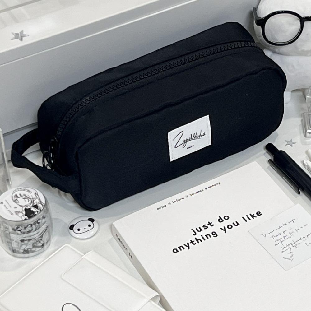 Handheld Pen Bag Large Capacity Stationery Organizer New Stationery Pouch Gift чорний
Handheld Pen Bag Large Capacity Stationery Organizer New Stationery Pouch Gift чорний
