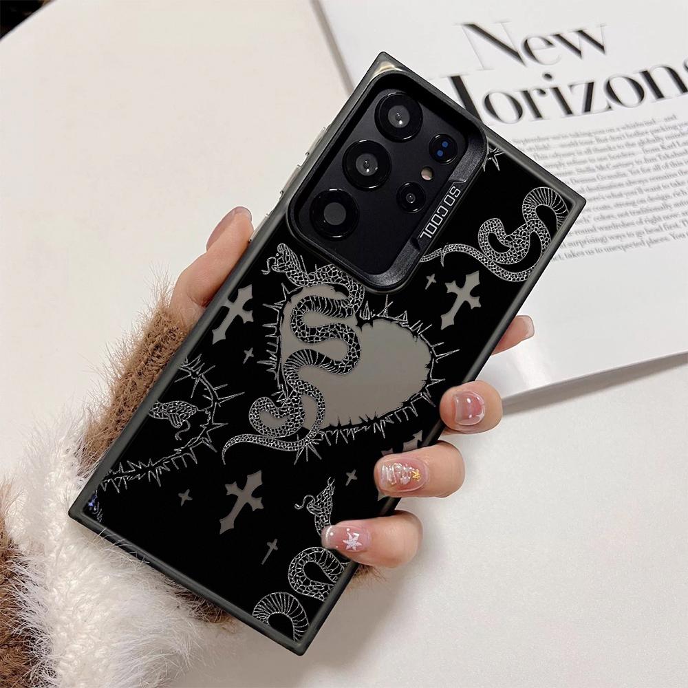 Gothic Snake & Heart Phone Case For Samsung Note 20 S20 S21 S22 S23 S24 S25 Ultra Dark Aesthetic TPU Fashion Protective Cover Galaxy S25 Ultra чорний
Gothic Snake & Heart Phone Case For Samsung Note 20 S20 S21 S22 S23 S24 S25 Ultra Dark Aesthetic TPU Fashion Protective Cover Galaxy S25 Ultra чорний