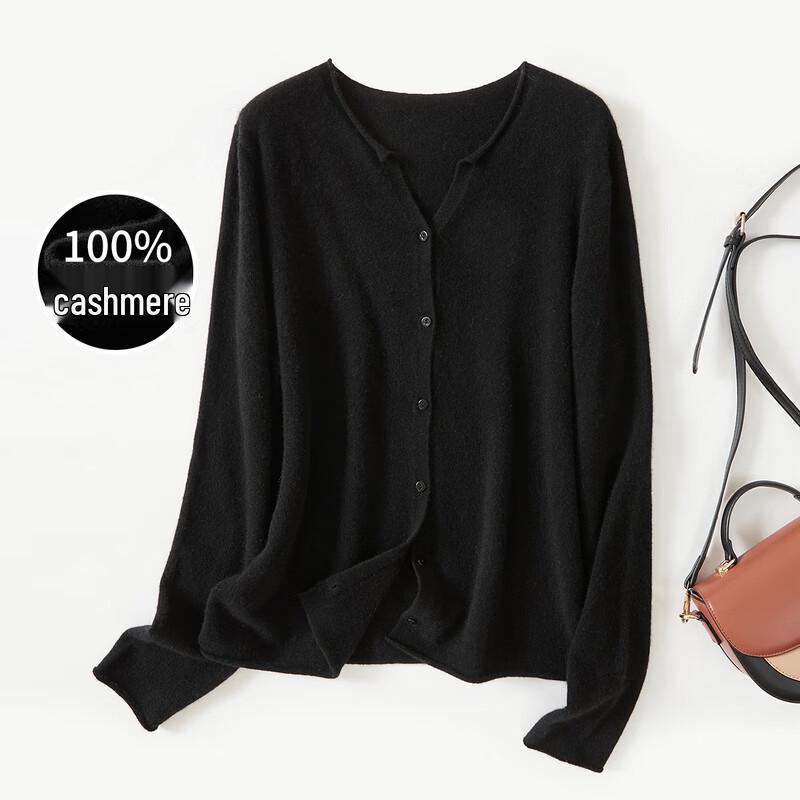 Women s 100% Cashmere Round Neck Cardigan M
Women s 100% Cashmere Round Neck Cardigan M