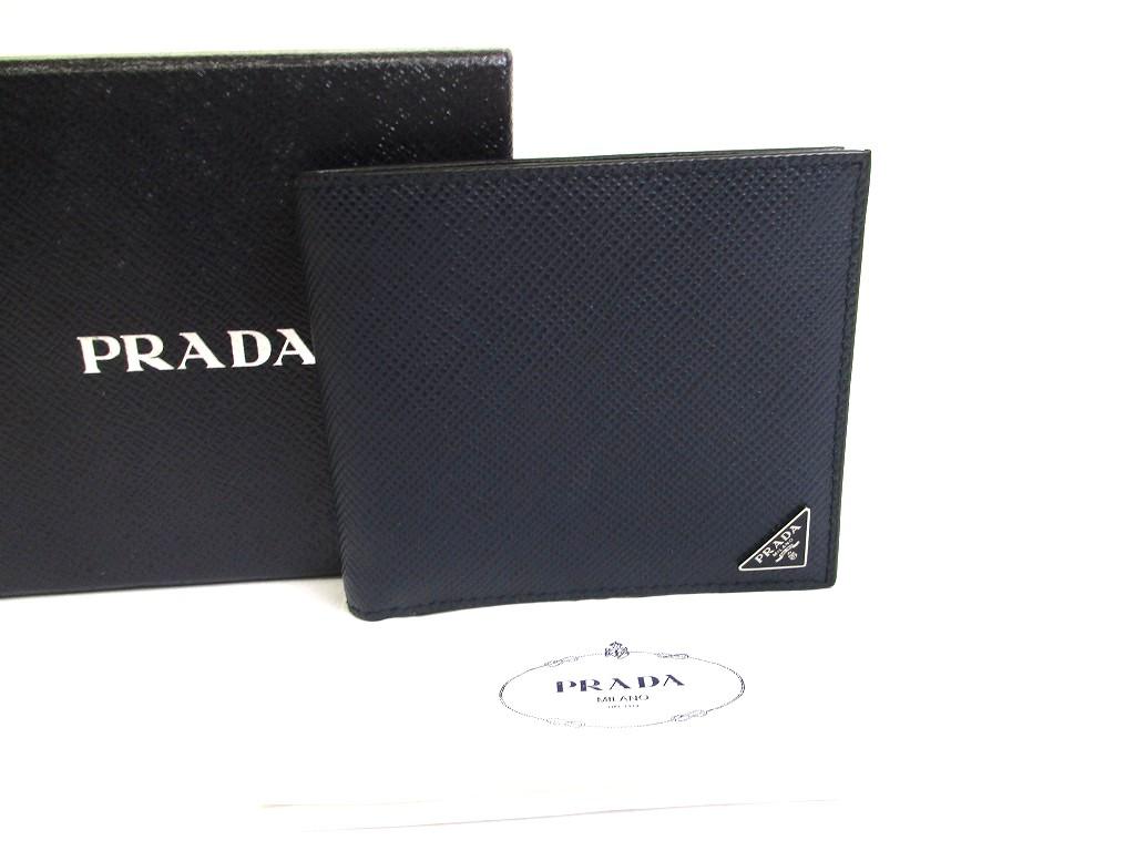 Authentic PRADA Saffiano Navy Blue Leather Bifold Wallet Compact Wallet #a678 Refurbished 
Authentic PRADA Saffiano Navy Blue Leather Bifold Wallet Compact Wallet #a678 Refurbished