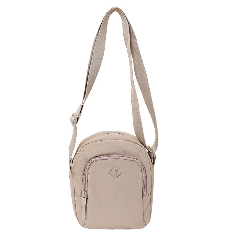 Shoulder Bag Lightweight Nylon Bag Mobile Phone Coin Purse Women s Crossbody Bag бежевий
Shoulder Bag Lightweight Nylon Bag Mobile Phone Coin Purse Women s Crossbody Bag бежевий