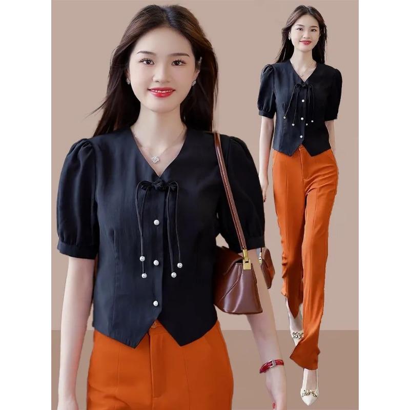 Retro Button Down Short-sleeved Shirt Women Summer New Short Stylish Beautiful V-neck M
Retro Button Down Short-sleeved Shirt Women Summer New Short Stylish Beautiful V-neck M