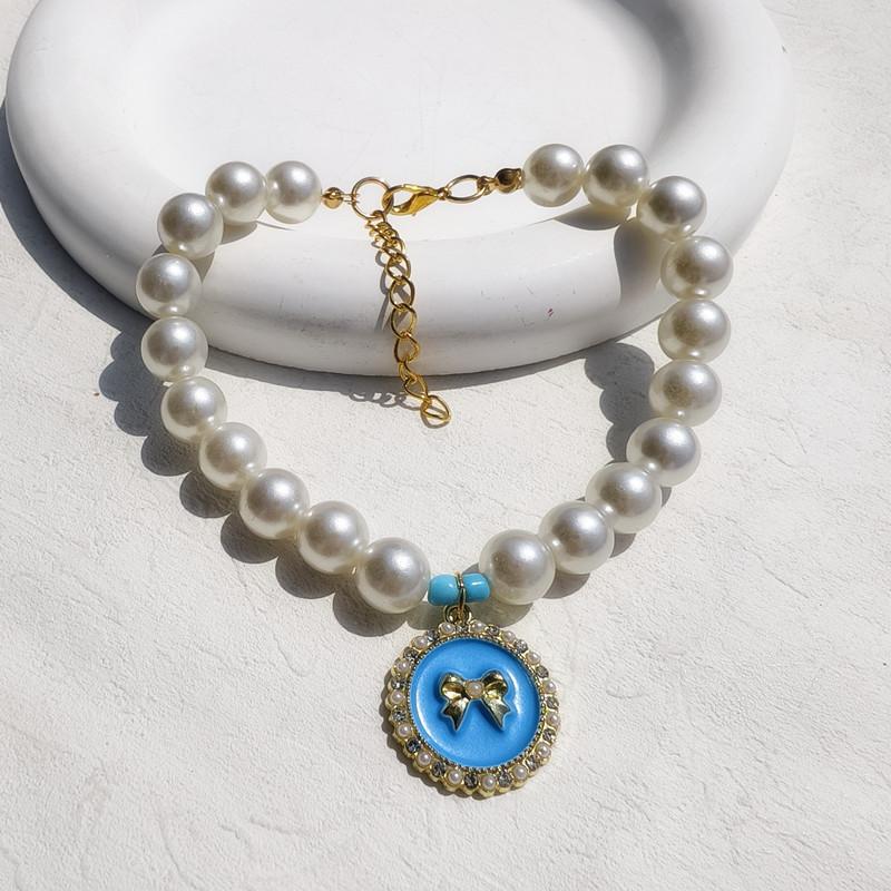 Niche Premium Cute Pearl Cat Collar Necklace Puppy Pendant Accessories Alloy Round Tag Pendant XL 35-40CM синій
Niche Premium Cute Pearl Cat Collar Necklace Puppy Pendant Accessories Alloy Round Tag Pendant XL 35-40CM синій