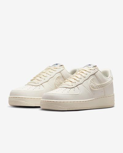Nike Air Force 1 Aztec Sail IH7351-010 Women s Size EU 38.5 бежевый
Nike Air Force 1 Aztec Sail IH7351-010 Women s Size EU 38.5 бежевый
