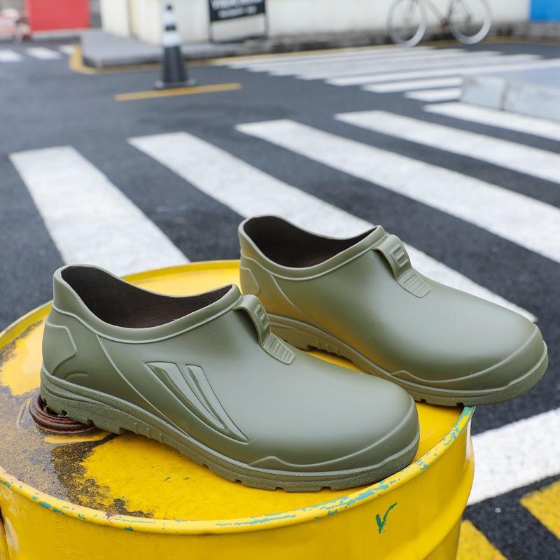 New rain shoes men s short work shoes low-top car wash fishing rubber shoes light overshoes ingot shoes 36
New rain shoes men s short work shoes low-top car wash fishing rubber shoes light overshoes ingot shoes 36