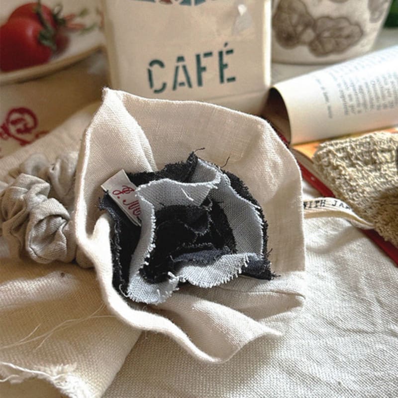 JAMMER Mila hair chouchou Myla hair chouchou Mila hair chouchou
JAMMER Mila hair chouchou Myla hair chouchou Mila hair chouchou