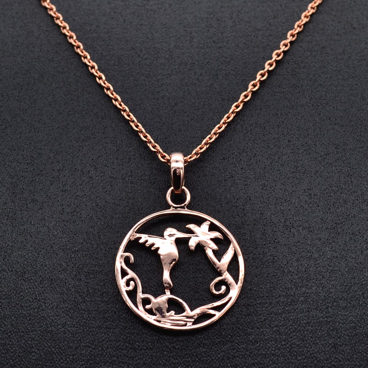 Ожерелье с подвеской Птица с цветочным дизайном Твердая подвеска из стерлингового серебра 925 пробы с цепочкой Ювелирные изделия с покрытием из розового золота для женщин или девочек розового золота
Ожерелье с подвеской Птица с цветочным дизайном Твердая подвеска из стерлингового серебра 925 пробы с цепочкой Ювелирные изделия с покрытием из розового золота для женщин или девочек розового золота