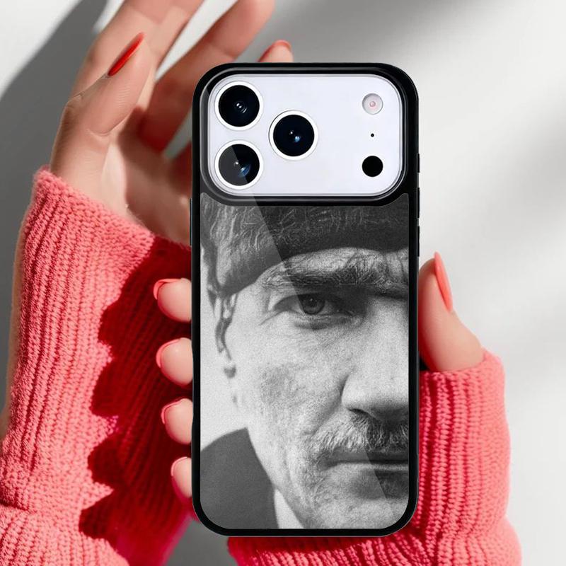 Turkey Mustafa Kemal Ataturk Phone Case for iPhone 17 Air 16e 15 14 13 Pro Max Back Cover for 12 11 Pro Coque iPhone 14 Plus
Turkey Mustafa Kemal Ataturk Phone Case for iPhone 17 Air 16e 15 14 13 Pro Max Back Cover for 12 11 Pro Coque iPhone 14 Plus