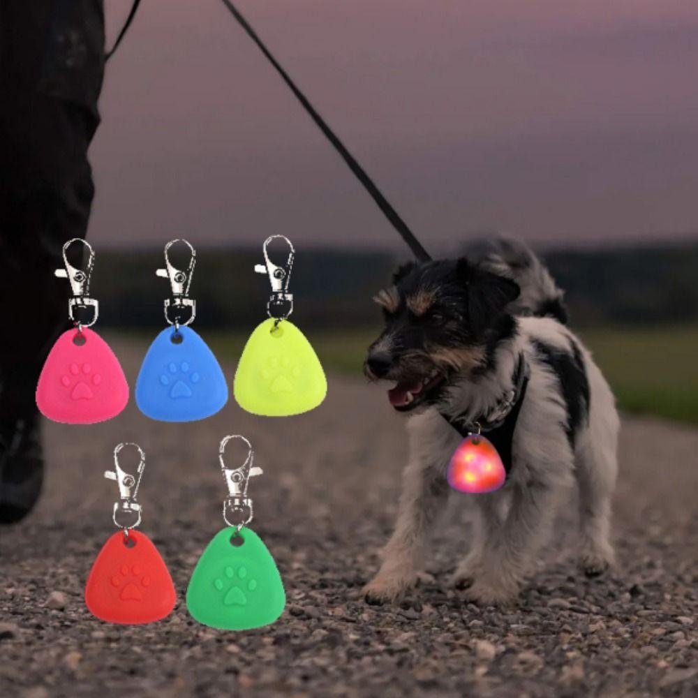 Waterproof Pet Led Luminous Pendant Silicone Dog Collar Pendant LED Pet Pendant Collar for Walking зелёный
Waterproof Pet Led Luminous Pendant Silicone Dog Collar Pendant LED Pet Pendant Collar for Walking зелёный