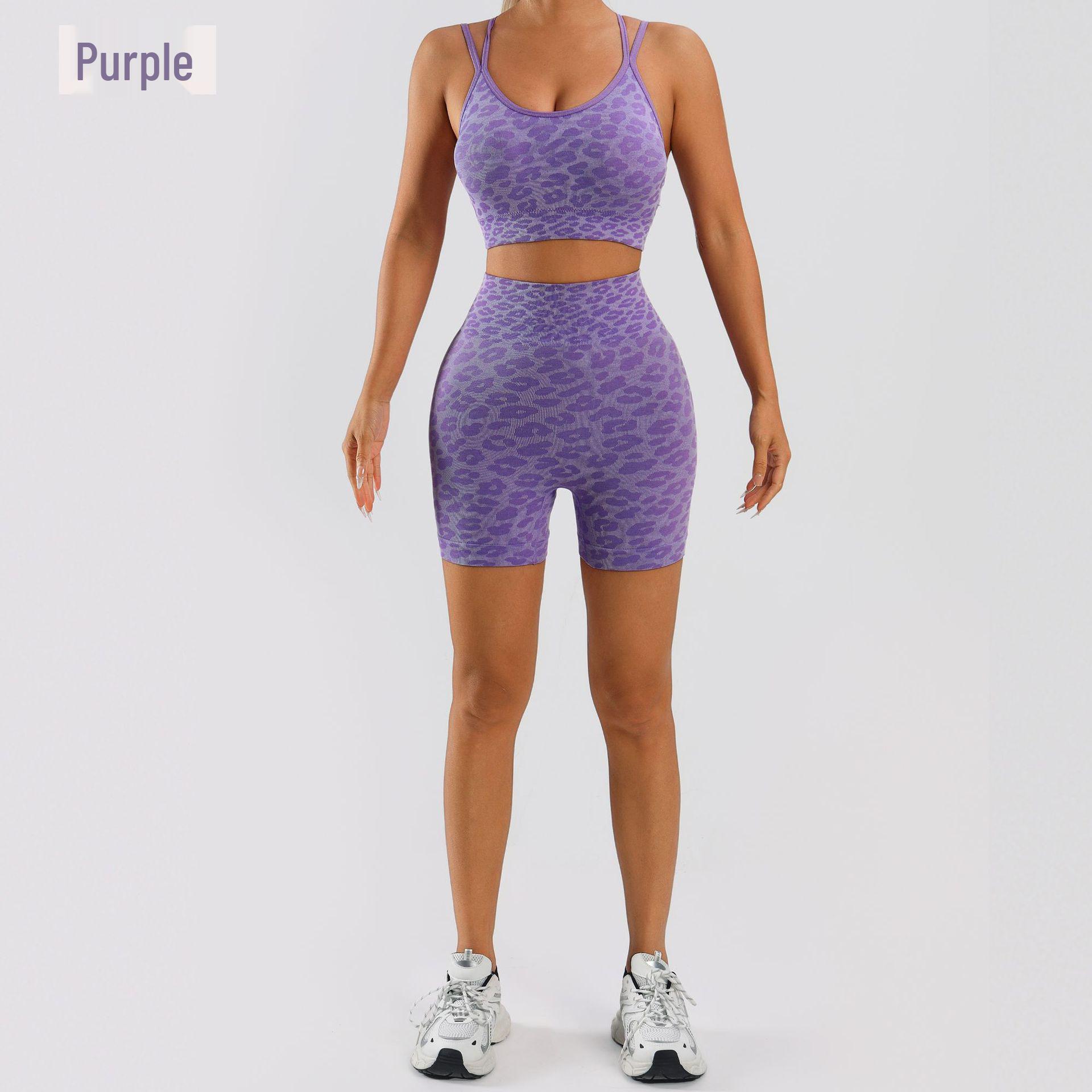 TK High Waist Seamless Yoga Set: Stretchy Three-Quarter Shorts & Sexy Bra with Chest Pads for Women Medium світло-фіолетового кольору
TK High Waist Seamless Yoga Set: Stretchy Three-Quarter Shorts & Sexy Bra with Chest Pads for Women Medium світло-фіолетового кольору
