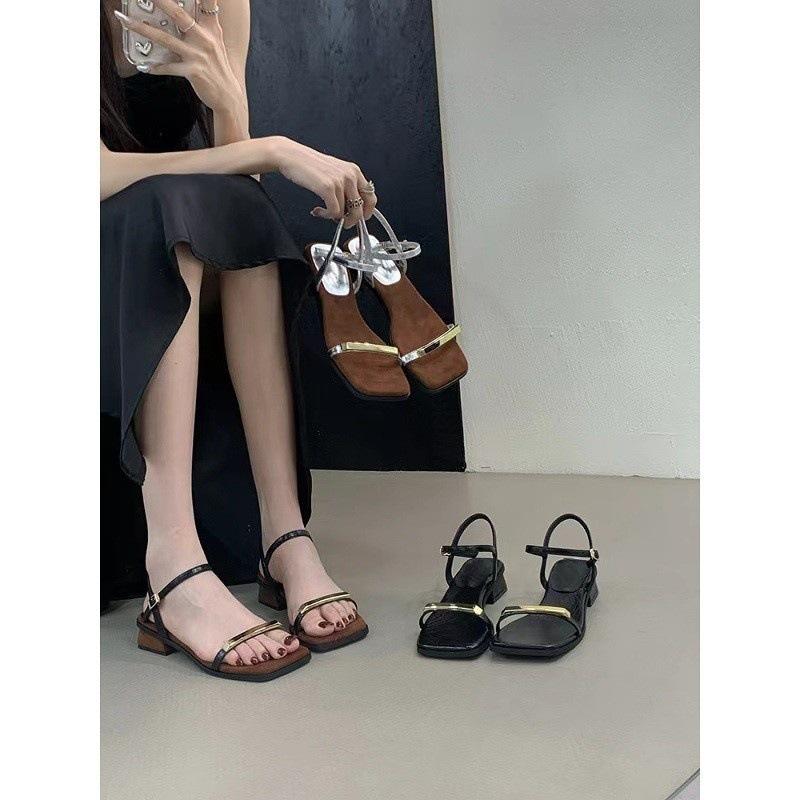 Retro style~ Women s sandals with skirts with thick heels and high-end open-toed women s shoes 39 коричневий
Retro style~ Women s sandals with skirts with thick heels and high-end open-toed women s shoes 39 коричневий