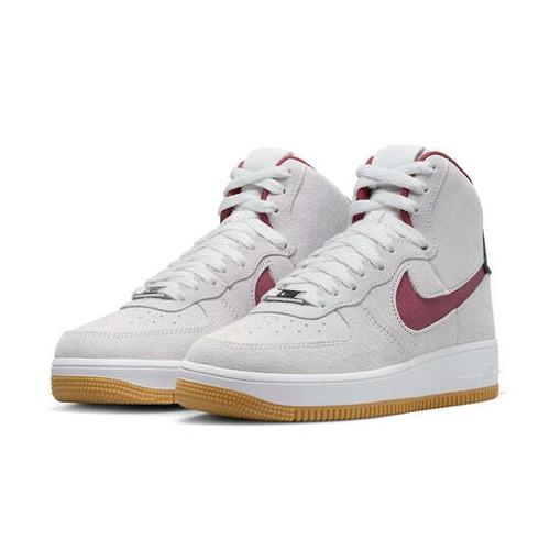 Nike Wmns Air Force 1 High Sculpt Сірий Замш DC3590-104 EU 35.5 синій/білий
Nike Wmns Air Force 1 High Sculpt Сірий Замш DC3590-104 EU 35.5 синій/білий